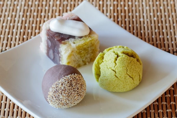 高蔵寺和っか饅頭